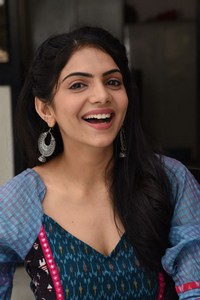 Actress Misha Narang Pictures
